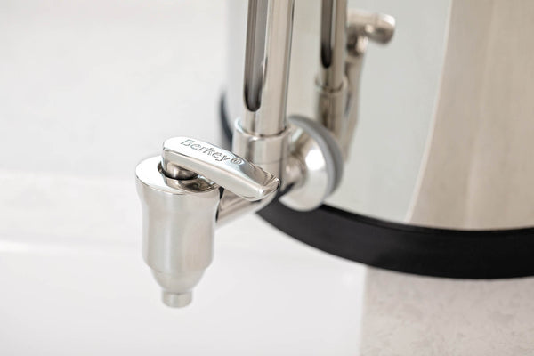 Big Berkey Water Filter System BUNDLE with 7" Berkey Water View Spigot