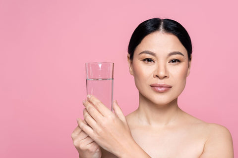 Can Drinking More Water Improve Aging Skin? What the Research Really Says