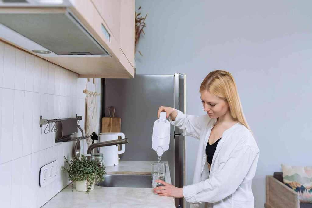 Filtered Water vs. Bottled Water: Which Makes More Sense for Your Home and Budget?